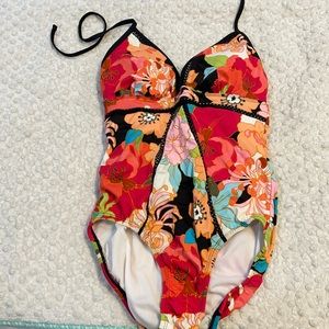 One piece bathing suit